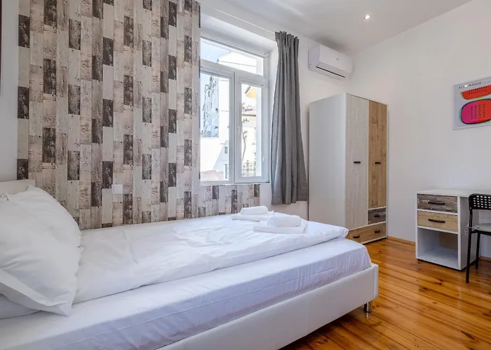 Blue House Center 3bdr Family & Friends *