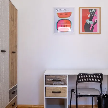 Blue House Center 3bdr Family & Friends