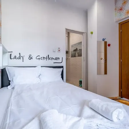 Blue House Center 3bdr Family & Friends סופיה