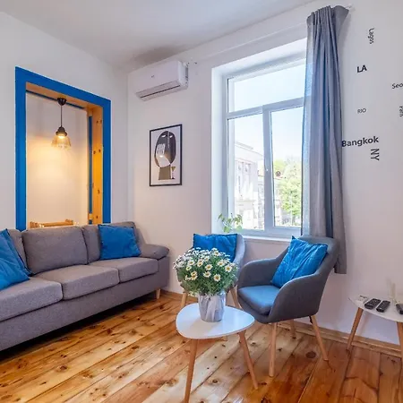 Blue House Center 3bdr Family & Friends Apartament