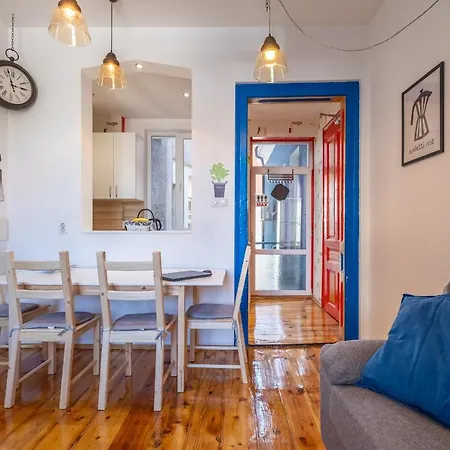 Blue House Center 3bdr Family & Friends *